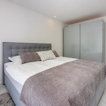 Amarie 2 Apartment Dramalj