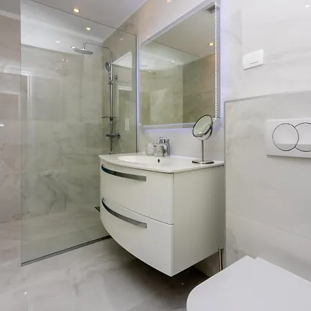 Amarie 2 Apartamento